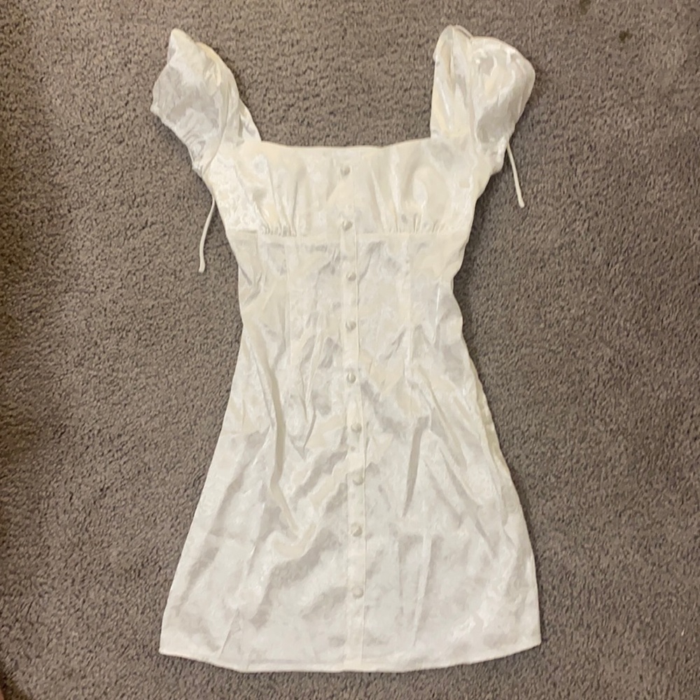 Princess Polly White Satin floral embossed Mini Dress * 4